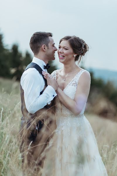 Fotógrafo de casamento Buzas Botond Buzas (botondbuzas). Foto de 23 de novembro 2020