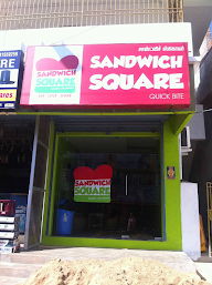 Sandwich Square photo 6