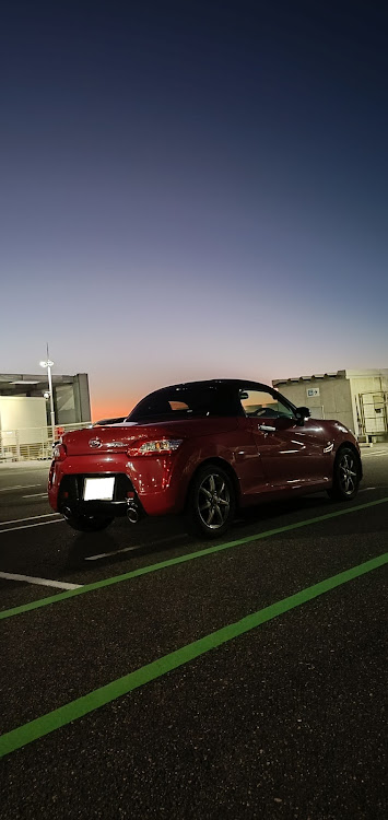 コペンの愛車の好きな角度・春一番・1番綺麗に関するカスタム事例の投稿画像1枚目