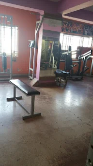 Power Cuts And Curves Fitness Center photo 4