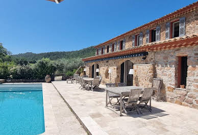 House with pool and terrace 3