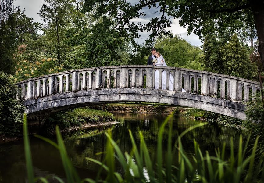婚禮攝影師Danas Rugin（danas）。2019 7月21日的照片