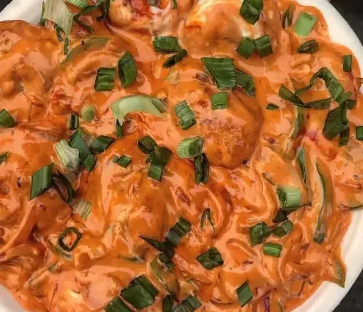 Chicken Gravy Momos [6 Pieces]