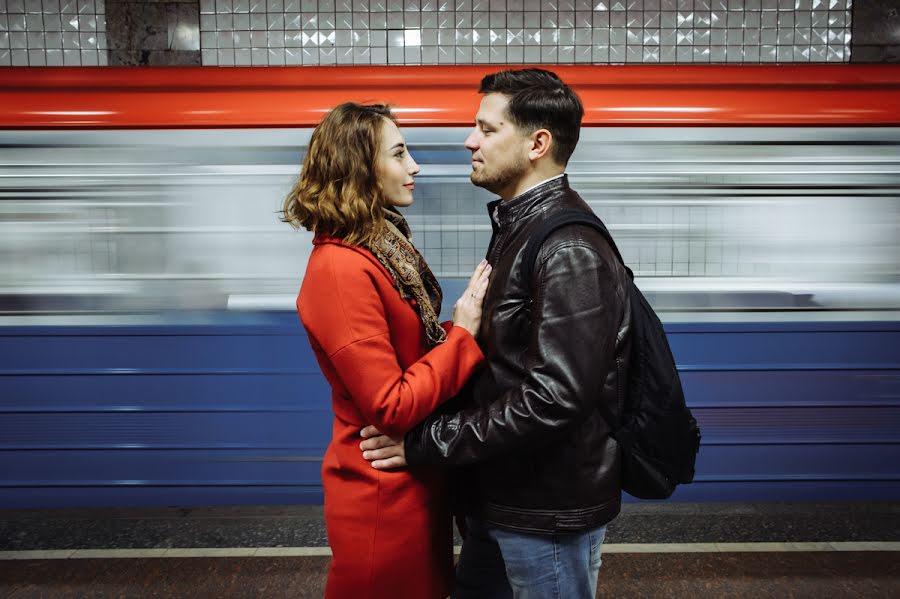 Fotografo di matrimoni Maksim Kolomychenko (maxcol). Foto del 13 novembre 2018