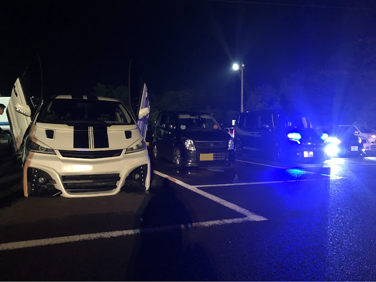 エスティマLの新潟・豊パ・迷惑行為に関するカスタム事例の投稿画像1枚目