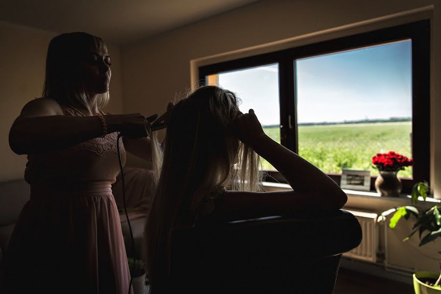 Photographe de mariage Juri Khačadurov (elegantehochzeit). Photo du 28 février 2023