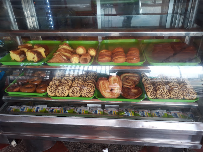 Opiniones de "EL PAISA" Pastelería Y Pastelería en Guayaquil - Panadería