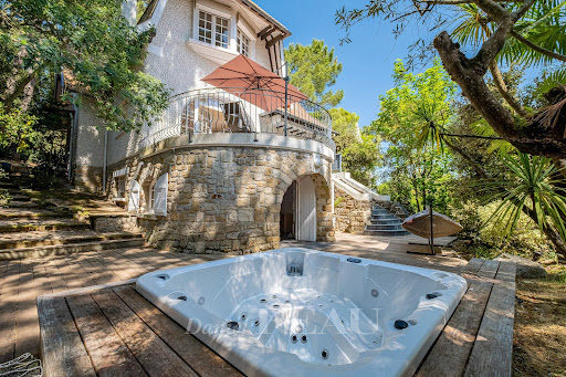 House with garden and terrace 1
