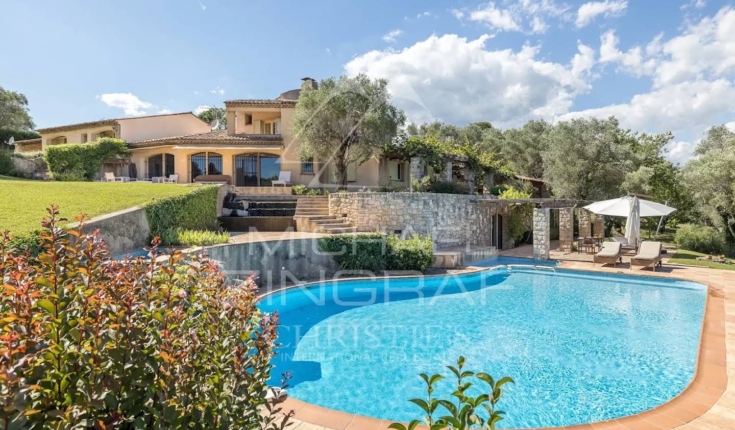 Villa with pool Mougins