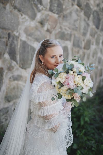 Fotografo di matrimoni Emma Surell (emmasurell). Foto del 14 agosto 2020