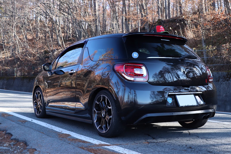 DS3の紅葉・ドライブに関するカスタム事例の投稿画像4枚目