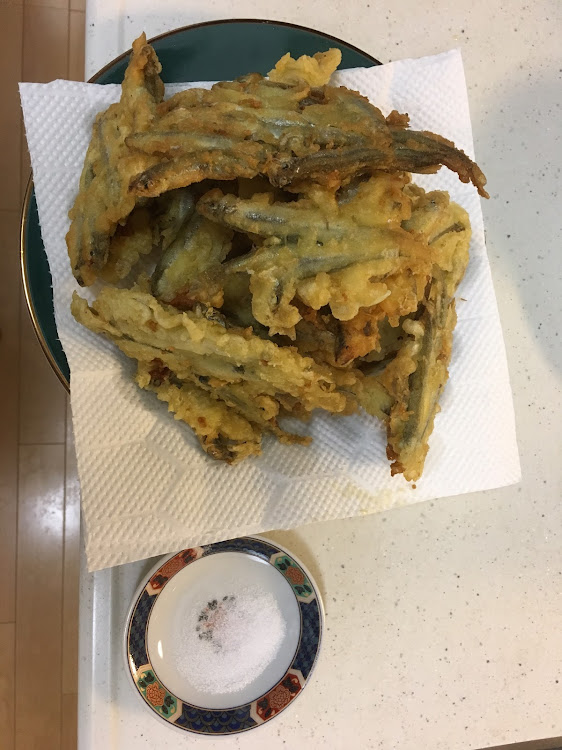 孤禽の慟哭さんが投稿したワカサギ釣り・釣りドライブ・アウトドア・釣り・札幌に関するカスタム事例の投稿画像2枚目