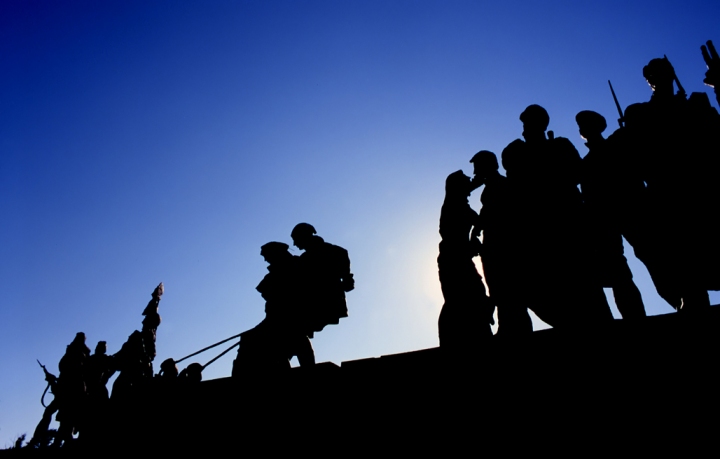 Guerrieri in controluce di shiro