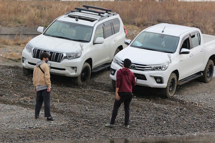 ランドクルーザープラドのオフロード・河原・川渡り・プラド150後期に関するカスタム事例の投稿画像4枚目