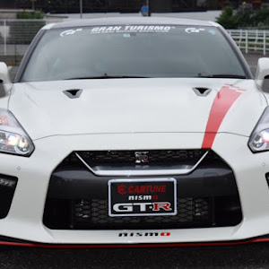 NISSAN GT-R R35