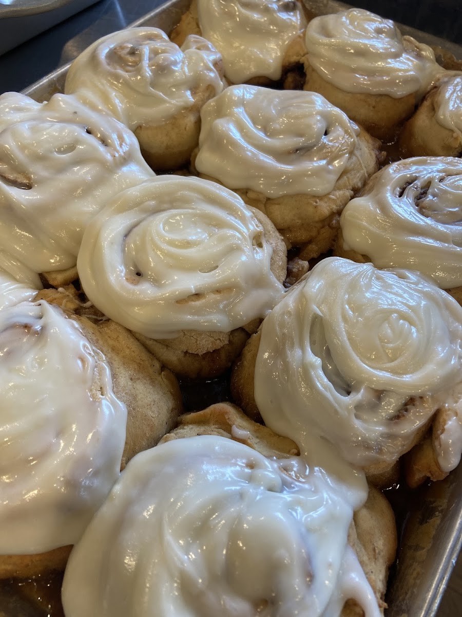 Cream cheese glaze cinnamon buns