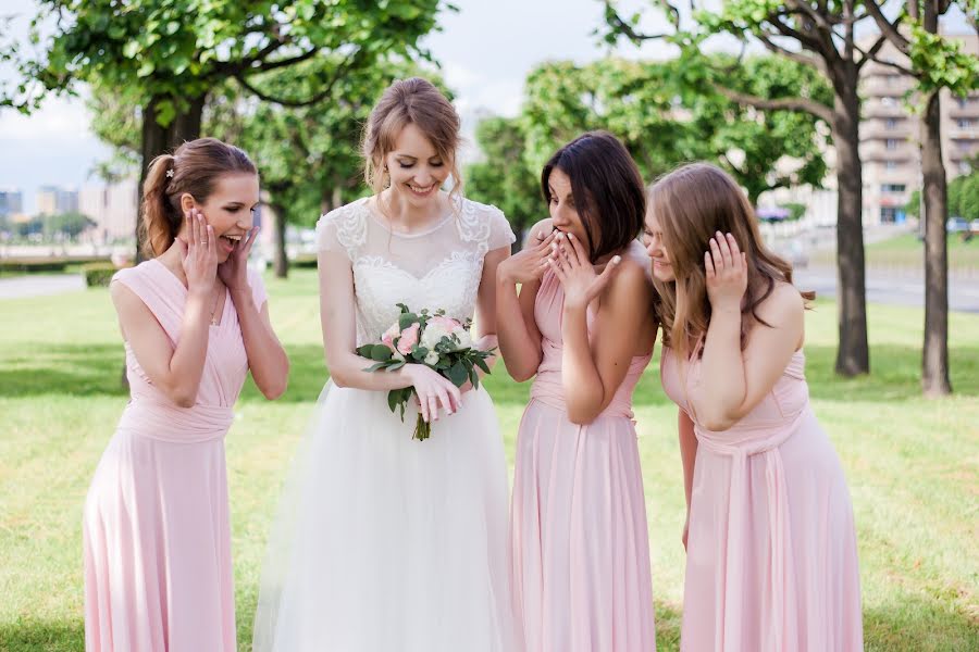 Fotografo di matrimoni Yuliya Borisova (juliasweetkadr). Foto del 8 dicembre 2017