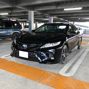 カムリ AXVH70