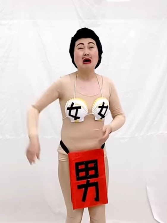 レヴォーグの男かな❓女かな❓あ〜〜〜しらきッ❗️😍・真っ直ぐ停めれるよーになった❗️😍・いつもいいね👍&コメントありがとうございます🙇🏻‍♂️✨に関するカスタム事例の投稿画像2枚目