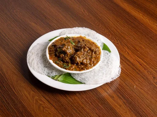 Noolputtu With Chicken Roast