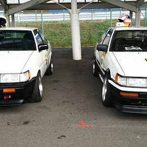 カローラレビン AE86