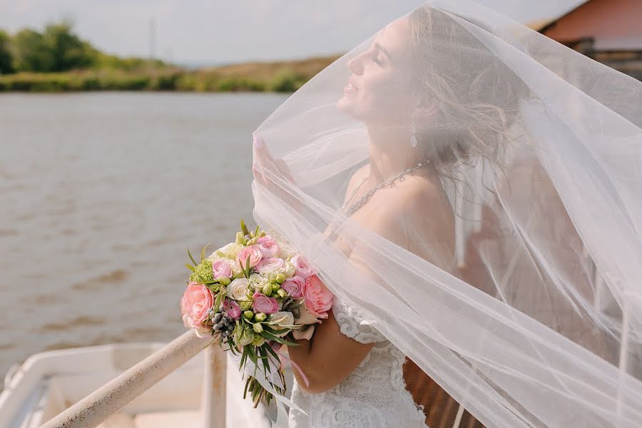 Fotografo di matrimoni Oksana Baranova (blackcat88). Foto del 12 novembre 2017