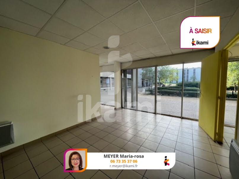 Vente locaux professionnels  92.34 m² à Grenoble (38000), 65 000 €