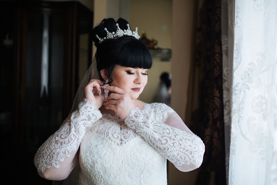 Fotografo di matrimoni Olya Naumchuk (olganaumchuk). Foto del 8 febbraio 2019