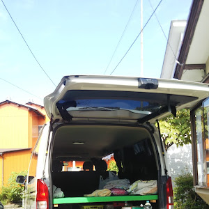 ハイエースバン