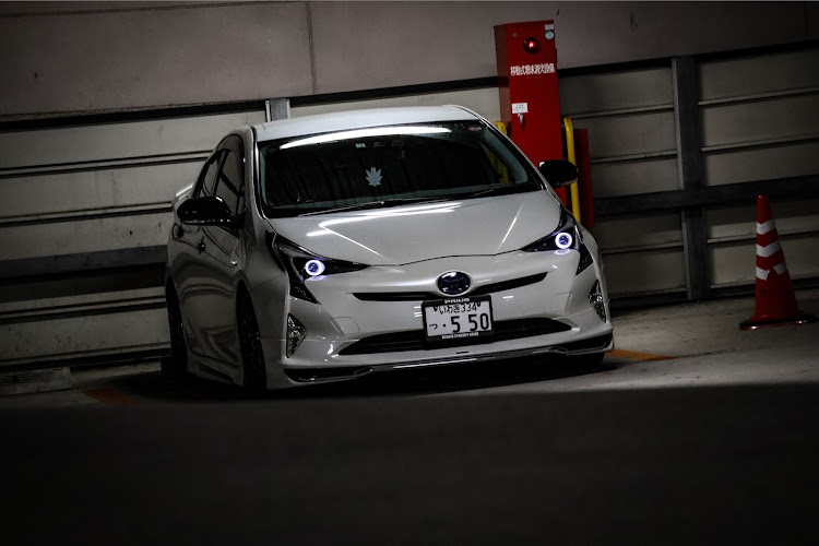プリウスのミラーレス一眼・ミラーレス一眼初心者🔰・深夜徘徊・立体駐車場映えに関するカスタム事例の投稿画像1枚目