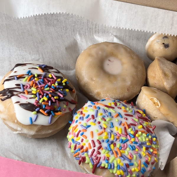 Donuts and munchkins variety!