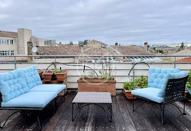 Maison avec jardin et terrasse 1