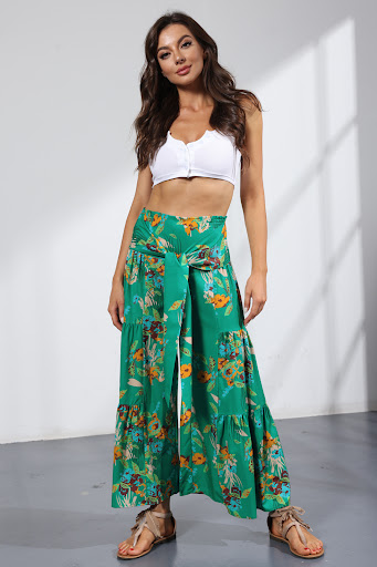 Title 18, Printed Womens Loose Beach Wide Leg Pant Bindi...