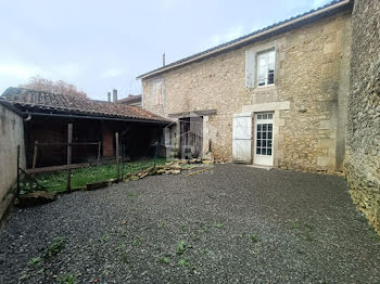 maison à Saint-Laurent-de-Céris (16)