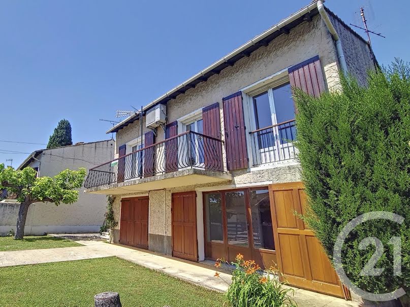Vente maison 8 pièces 133 m² à Raphèle-lès-Arles (13280), 325 000 €