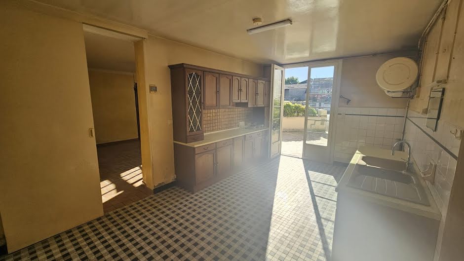 Vente maison 14 pièces 270 m² à Sarbazan (40120), 149 000 €