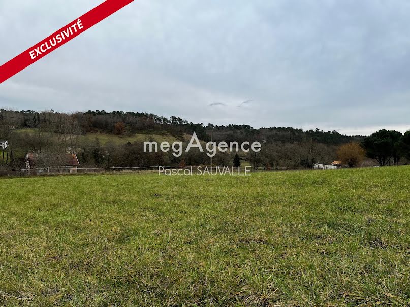 Vente terrain  3000 m² à Saint-Germain-du-Salembre (24190), 35 000 €