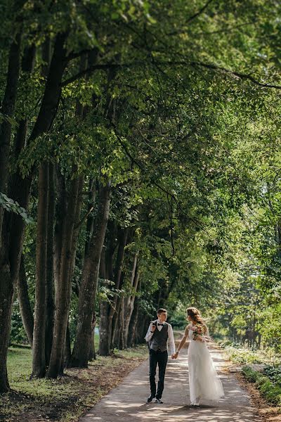 Fotógrafo de casamento Anna Kabasina (annkabasina). Foto de 1 de agosto 2017