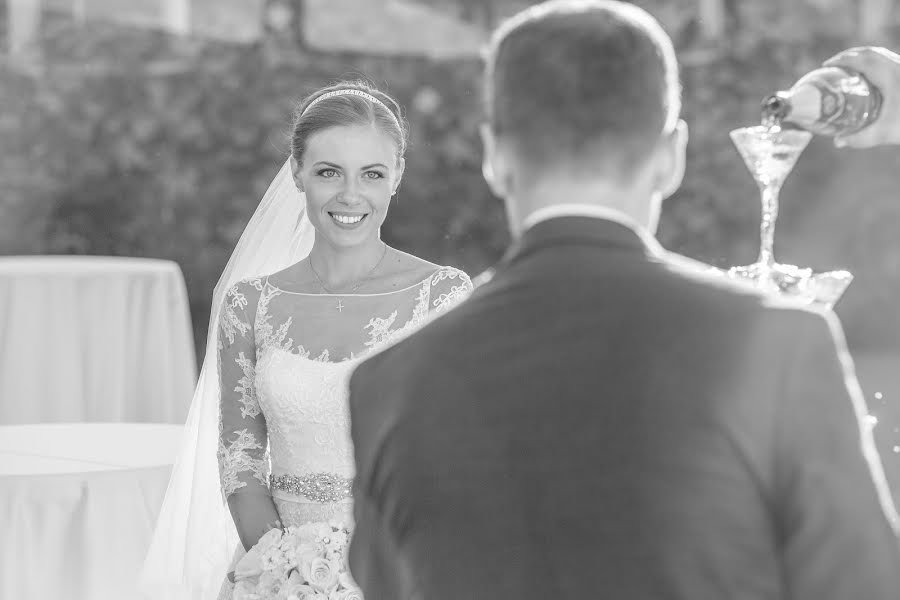 Fotógrafo de casamento Andrey Lagunov (photovideograph). Foto de 28 de outubro 2016