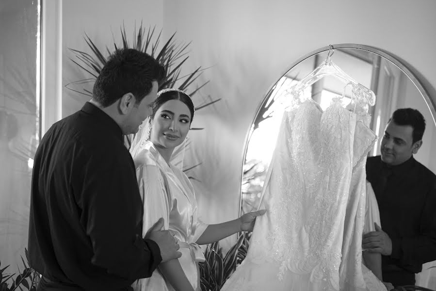 Wedding photographer Zahra Esfahani (zahraesfahani). Photo of 11 December 2023