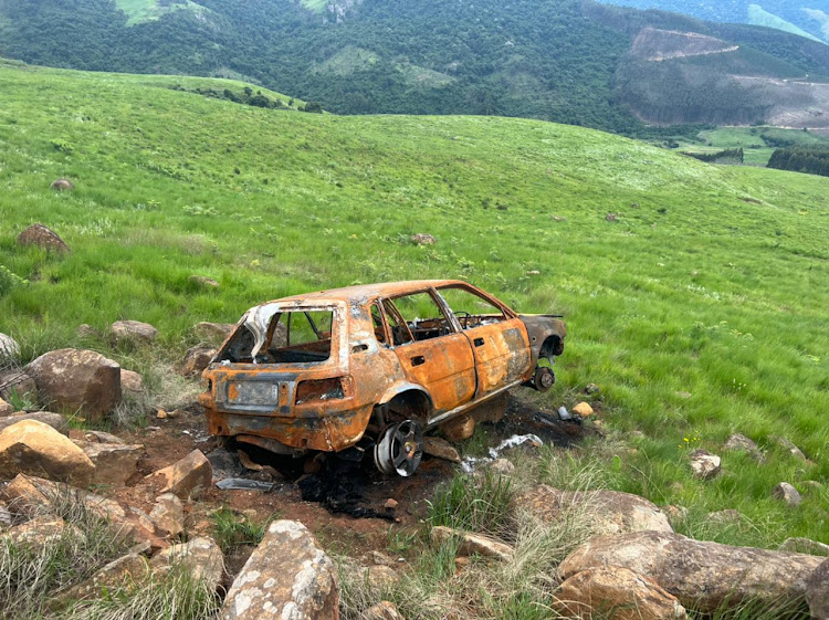 A joint operation by the police after the arrest of two men led to the gruesome discovery of the bodies of a family of five and their vehicle in Richmond, KwaZulu-Natal.