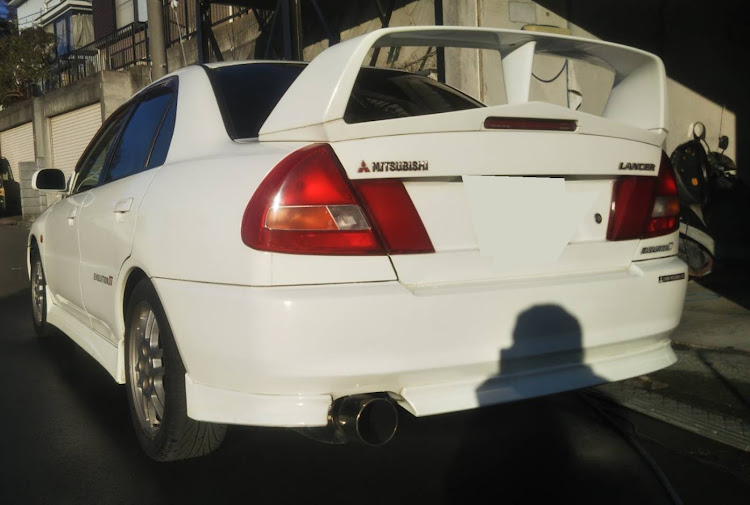ランサーエボリューションの愛車のお尻はこんな感じに関するカスタム事例の投稿画像1枚目
