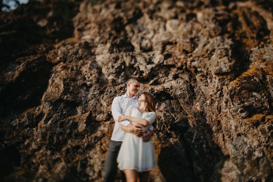 Wedding photographer Evgeniy Konstantinopolskiy (photobiser). Photo of 22 August 2019