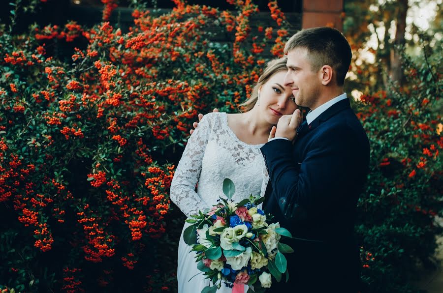 Bryllupsfotograf Yana Levchenko (yanalev). Bilde av 1 oktober 2017