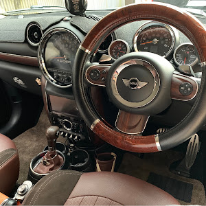 MINI Paceman