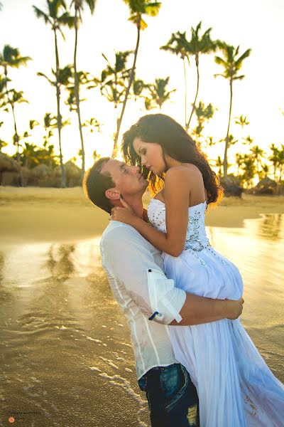 Fotógrafo de casamento Tatyana Ischenko (tatushka). Foto de 29 de fevereiro 2016