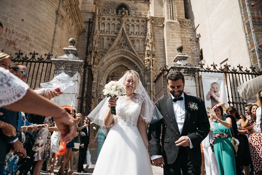 Fotografo di matrimoni Anna Radzhabli (radzhablifoto). Foto del 15 febbraio 2020