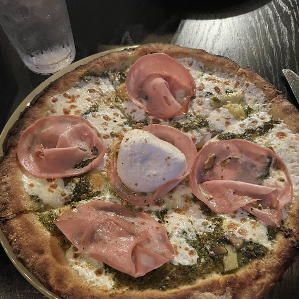 Gluten-Free Pizza at Mangia Nashville