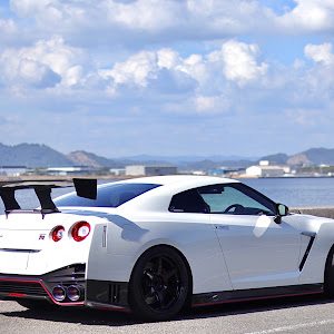 NISSAN GT-R R35