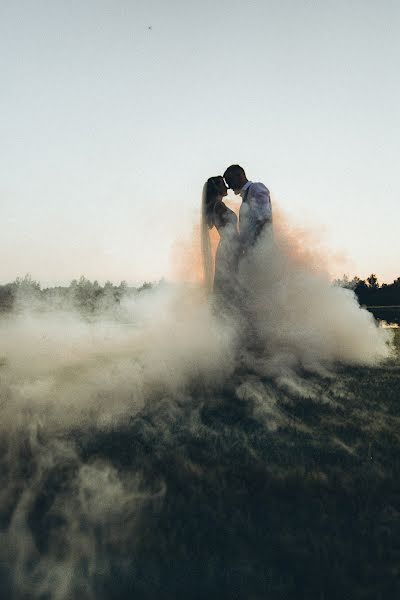 Fotografo di matrimoni Anna Tarabrina (tarabrina). Foto del 1 febbraio 2023